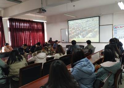 说明: C:\Users\联想\Desktop\​BEATS集中收看改革开放40周年大会1.jpg